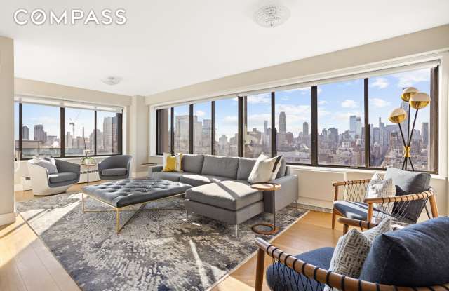 900 Park Avenue - 900 Park Avenue, New York City, NY 10075