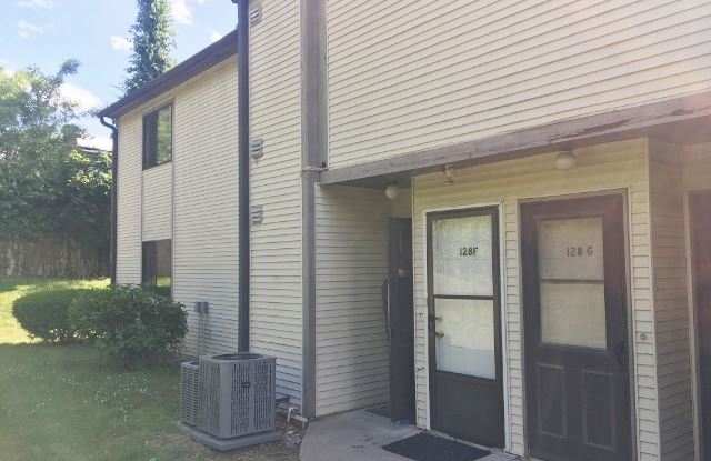 128 Derby Avenue E Gallery 2