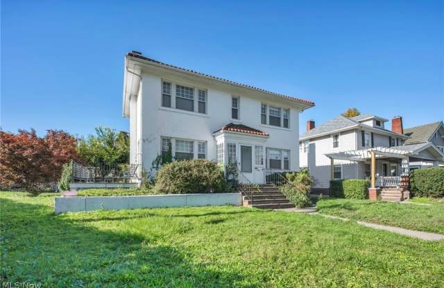 17938 Rosecliff Road Gallery 3