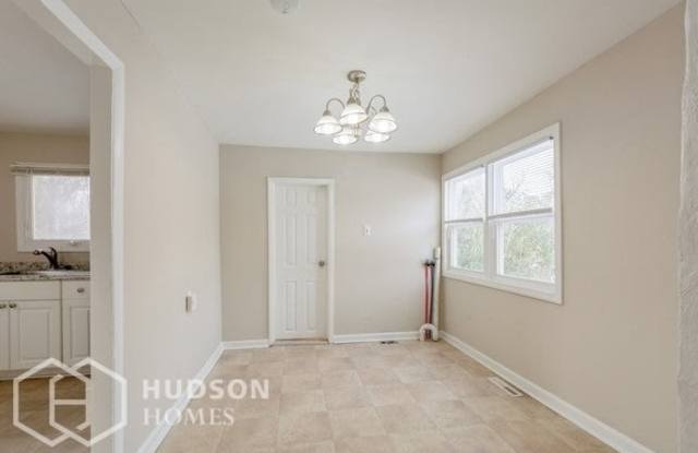 330 Larch Avenue Gallery 4