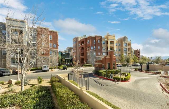 26 E SERENE Avenue photos photos