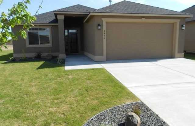3 bd. 2 bath Rambler Available November 10! photos photos