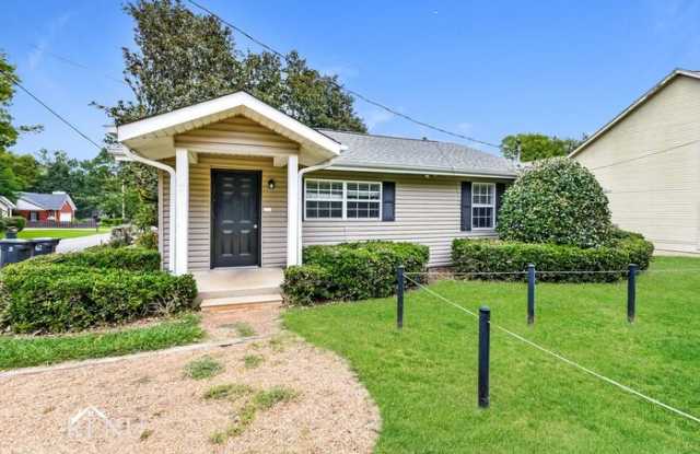 4033 Christopher Drive Gallery 2