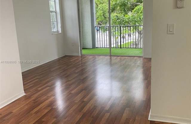 4420 NW 107th Ave photos photos