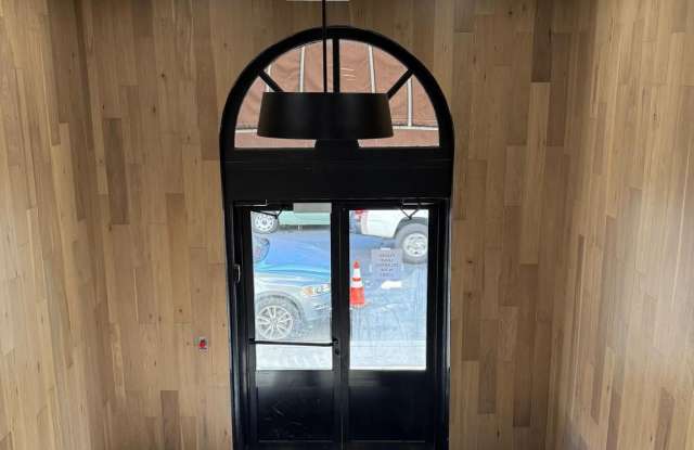1912 S 17TH Street Gallery 2
