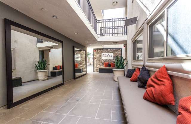 Enjoy one of the most walkable neighborhoods in LA photos photos Enjoy one of the most walkable neighborhoods in LA photos photos