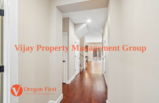 17130 NW Trillium Street Gallery 3