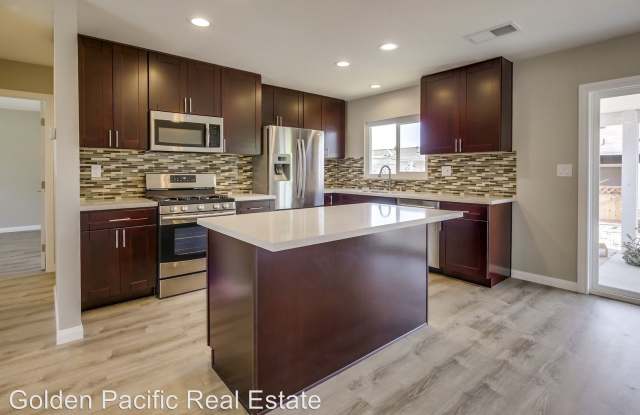 915 La Fiesta Ct. Gallery 3