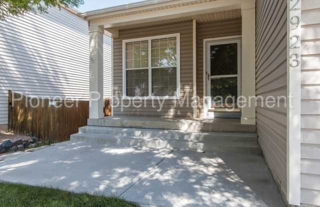 2923 South Deframe Way Gallery 2