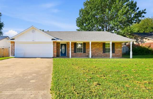 Three Bedroom Two Bathroom House For Rent Gallery 3