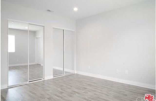 5188 West 20TH Street Gallery 4