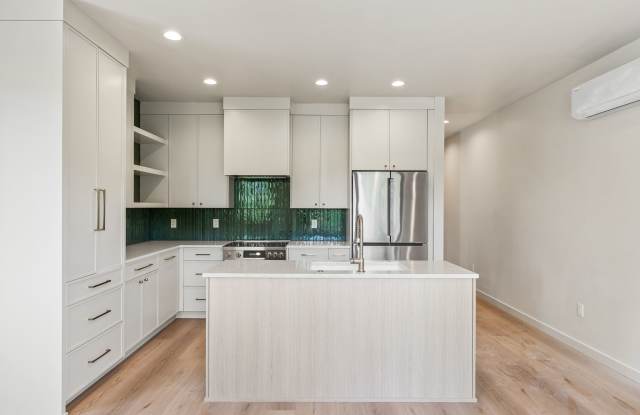 315 Northwest Riverside Boulevard #1 - 1 photos photos