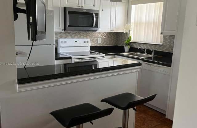8305 Sunrise Lakes Blvd - 8305 Sunrise Lakes Boulevard, Sunrise, FL 33322 8305 Sunrise Lakes Blvd - 8305 Sunrise Lakes Boulevard, Sunrise, FL 33322