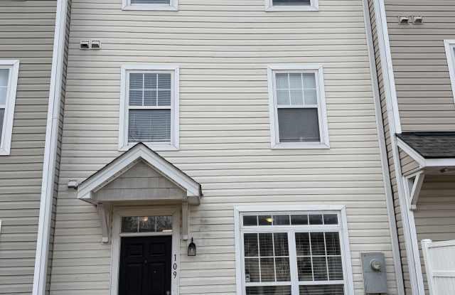 1211 Canyon Rock Court - 1211 Canyon Rock Court, Raleigh, NC 27610