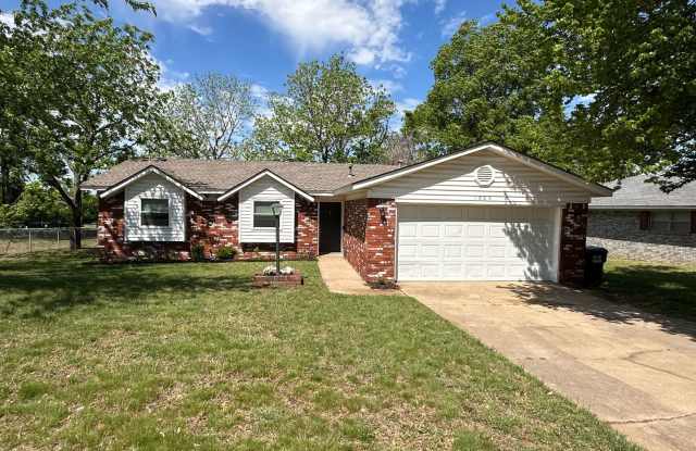 Charming updated Owasso Home! photos photos