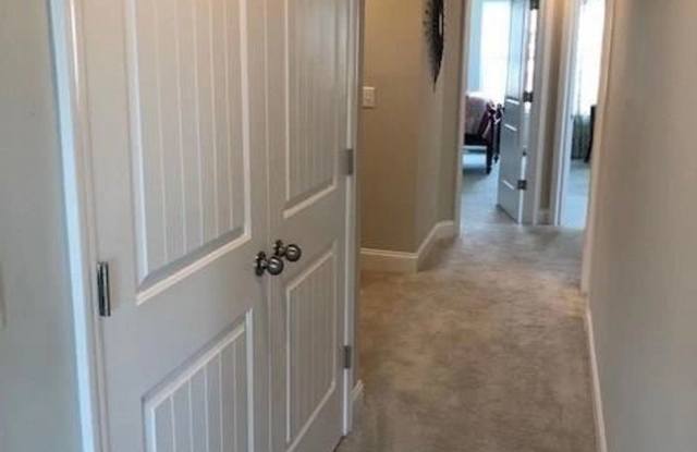 Room in 3 Bedroom Home at Scholar Dr Gallery 4