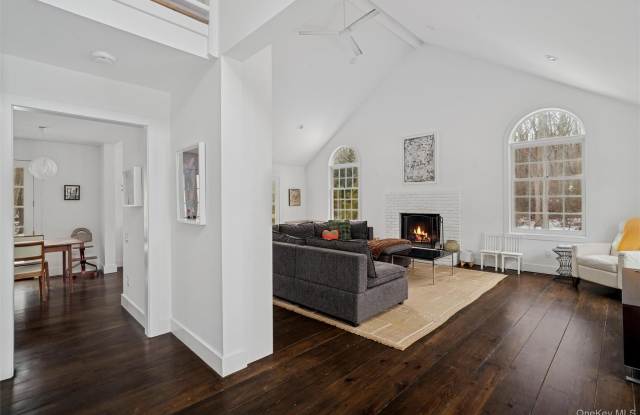 1008 Middle Line Hwy photos photos