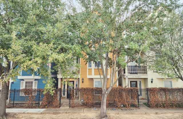 219 W 27th St., #B - 219 West 27th Street, Houston, TX 77008