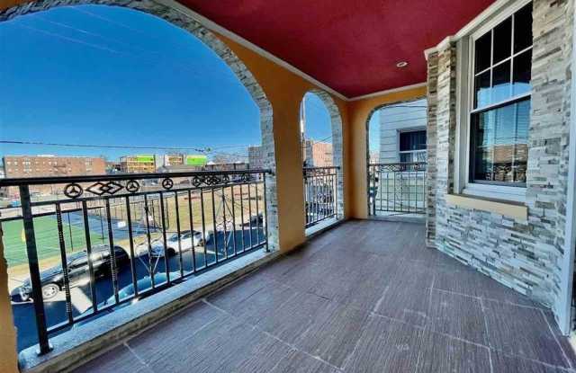 263 STEGMAN ST photos photos