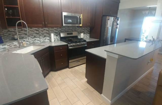 4818 Cambray Dr Gallery 4