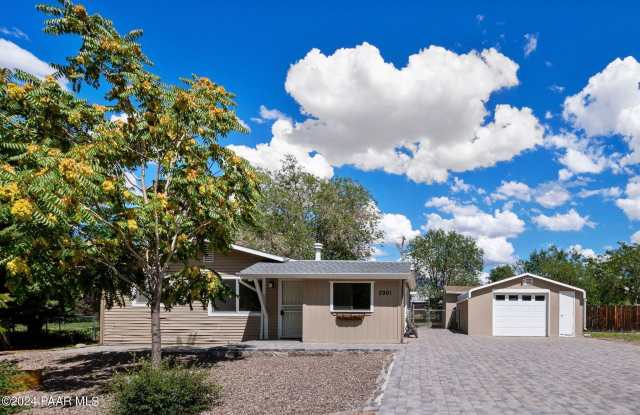 2901 N Meadow Lane - 2901 Meadow Lane, Yavapai County, AZ 86301