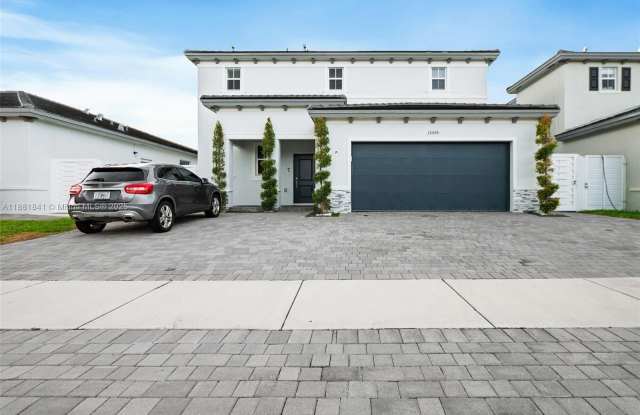 13535 SW 184th Ter photos photos 13535 SW 184th Ter photos photos