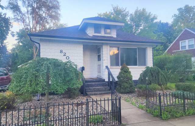 820 Mill St - 820 Mill Street, Midland, MI 48640 820 Mill St - 820 Mill Street, Midland, MI 48640