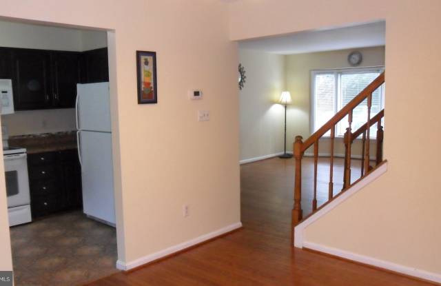3942 PEPPERIDGE COURT Gallery 4