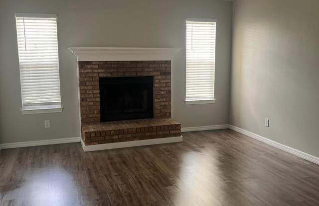 603 drakes landing photos photos