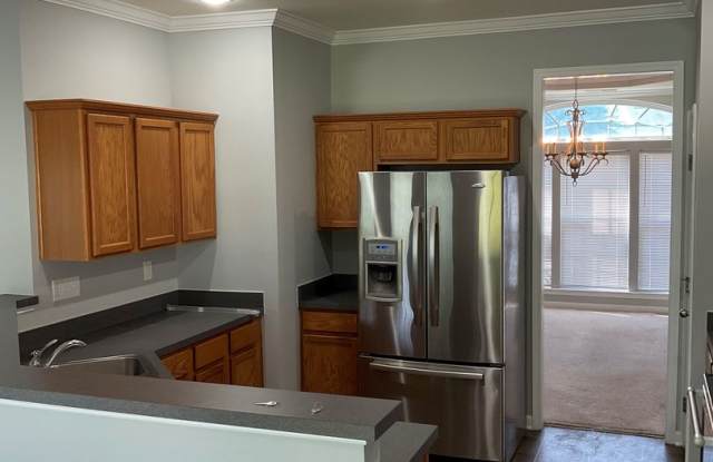 Beautiful 4BR Home In Bethesda Oaks ! Gallery 4