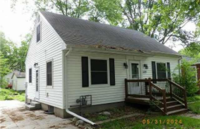 Single Family Home in Central Ames photos photos