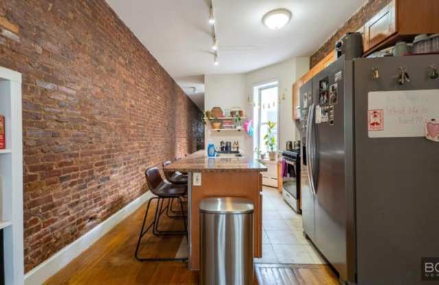 564 Saint Marks Avenue Gallery 2