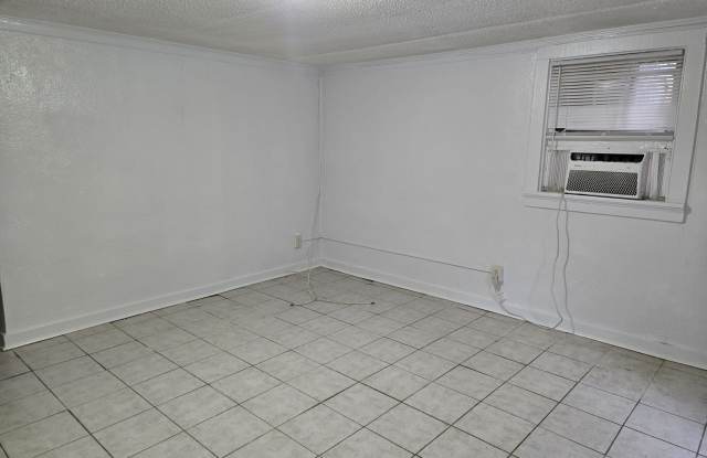 727 Heard Avenue - A photos photos