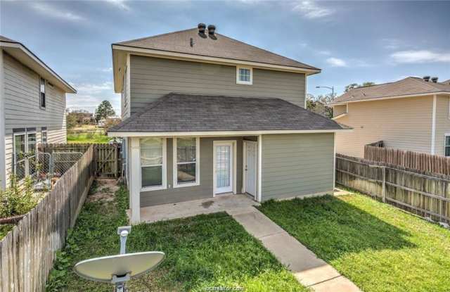 4115 Mcfarland Drive Gallery 3