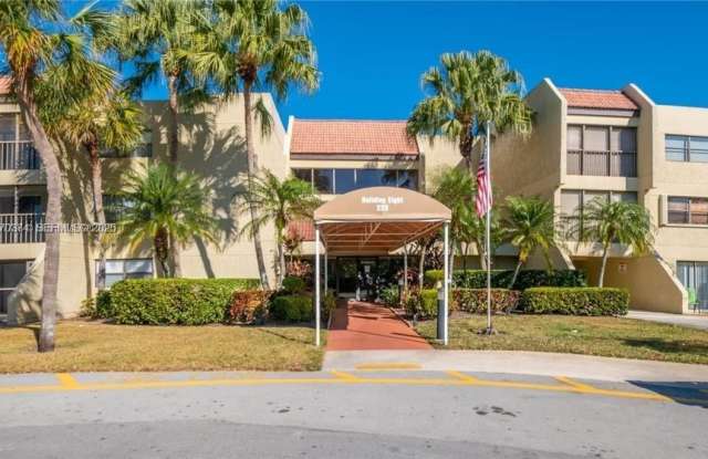 220 Lakeview Dr photos photos