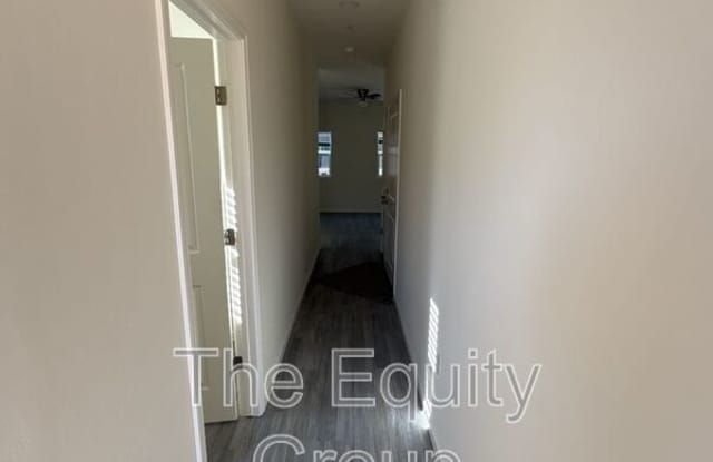 723 S Pinkham -#101 Gallery 4