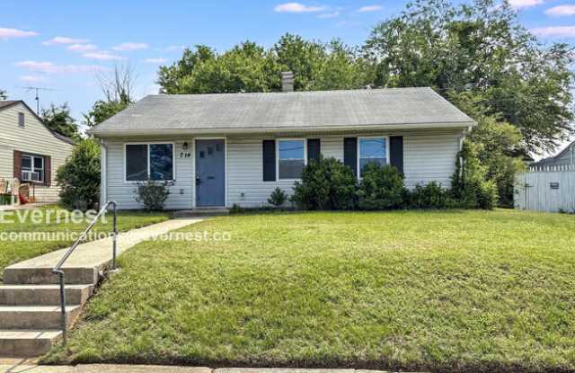 714 Carson Avenue photos photos