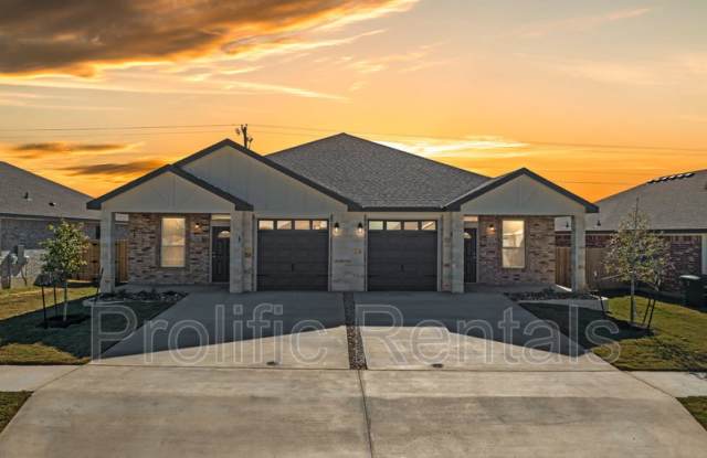 5104 Rose Garden Loop photos photos