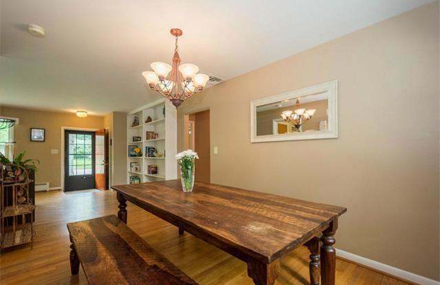 1811 Alhambra Drive photos photos