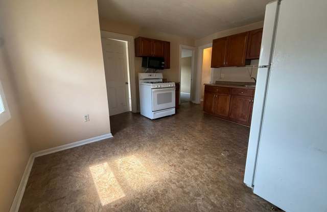 1726 Starkweather Avenue Gallery 3