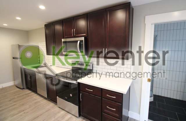 2457 39th Ave photos photos