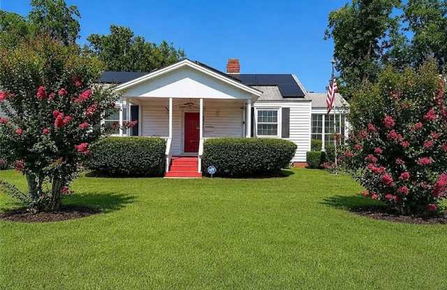 Spacious 3-bedroom, 2-bath home in Crossgate Community! Gallery 3