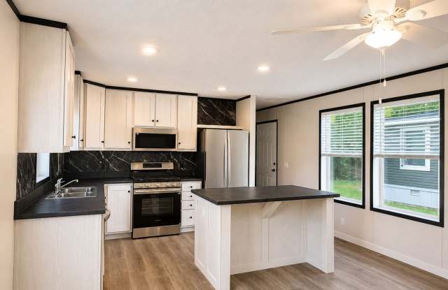 5422 Regay Gallery 2