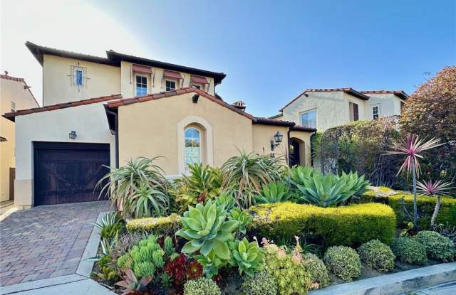 33 Marisol - 33 Marisol, Newport Beach, CA 92657