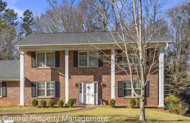 308 Holly Drive Gallery 2