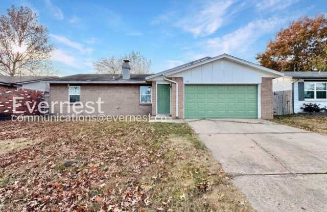 1756 South Pine Avenue photos photos