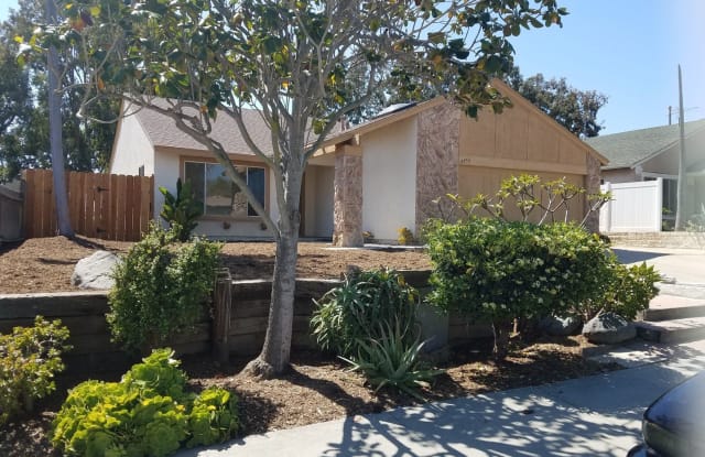 4055 Johnson Dr - 4055 Johnson Drive, Oceanside, CA 92056