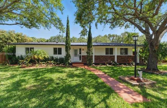 7860 SW 158th Ter photos photos