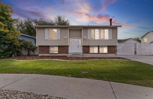 470 N 75 W photos photos