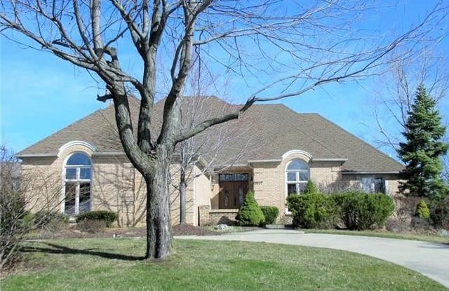 2627 HUNTERS Bluff - 2627 Hunters Bluff, Oakland County, MI 48304